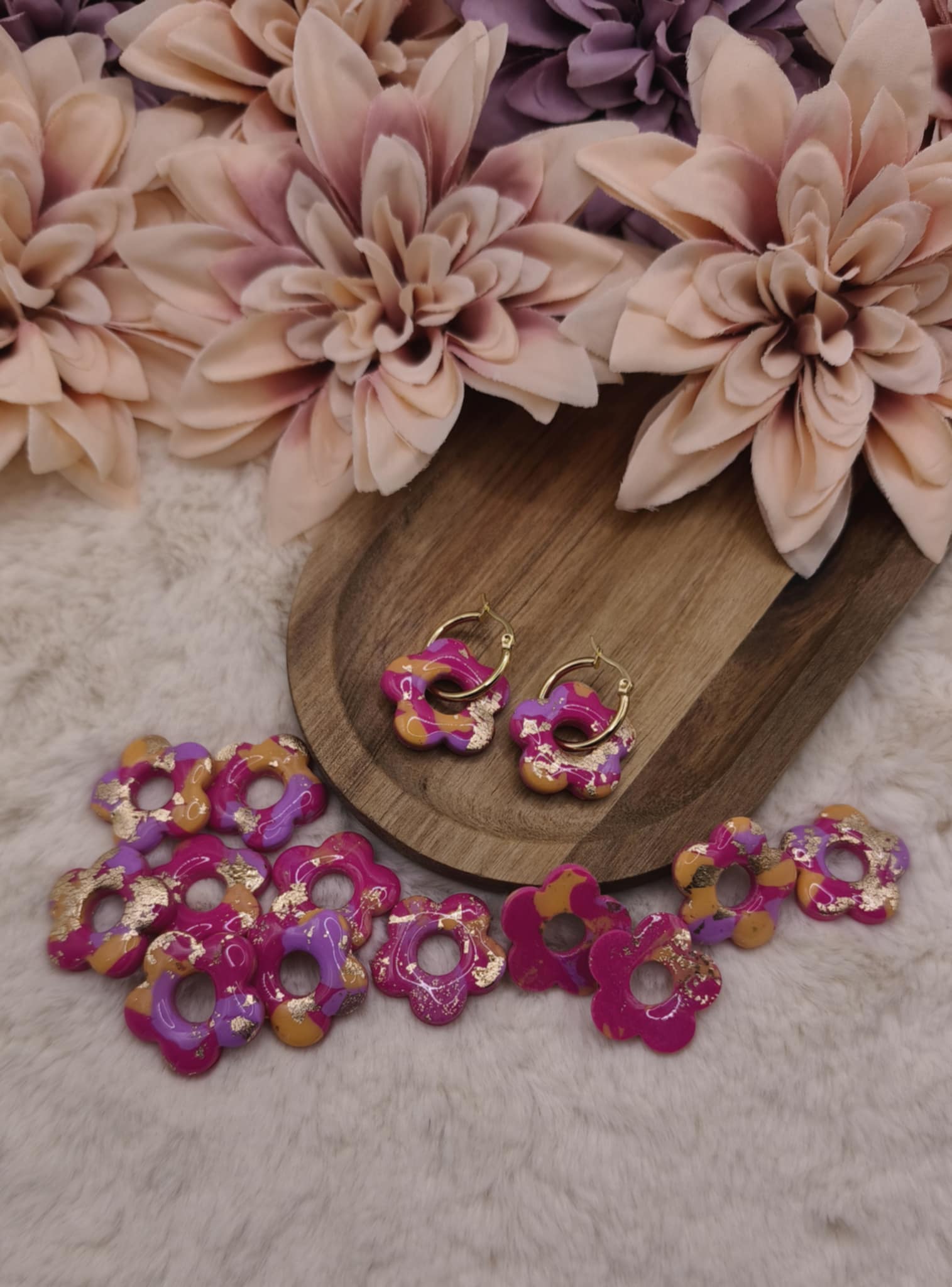 Pampilles Bloom — Rose, Violet, Orange