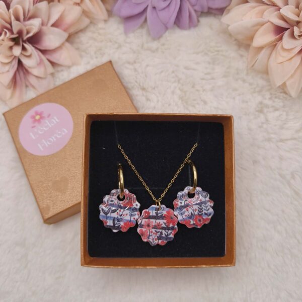 Parure Fleurie – Rouge, Bleu, Blanc