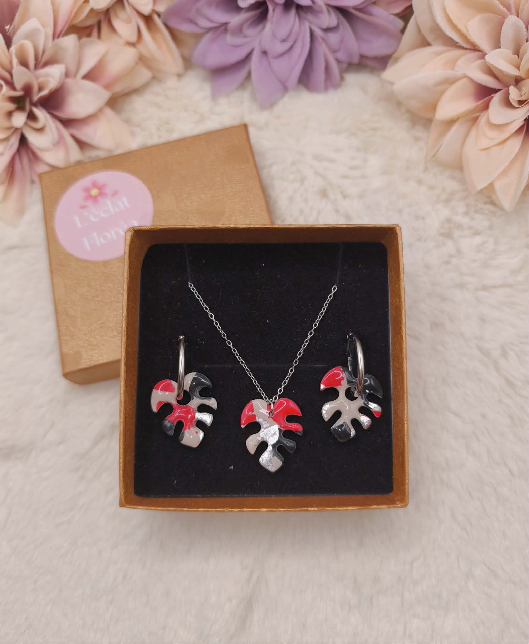 Parure Sanéa – Noir, Beige, Rouge, Argent